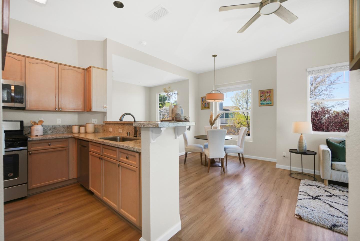 Detail Gallery Image 19 of 46 For 3902 Coyote Cir, Clayton,  CA 94517 - 2 Beds | 2 Baths