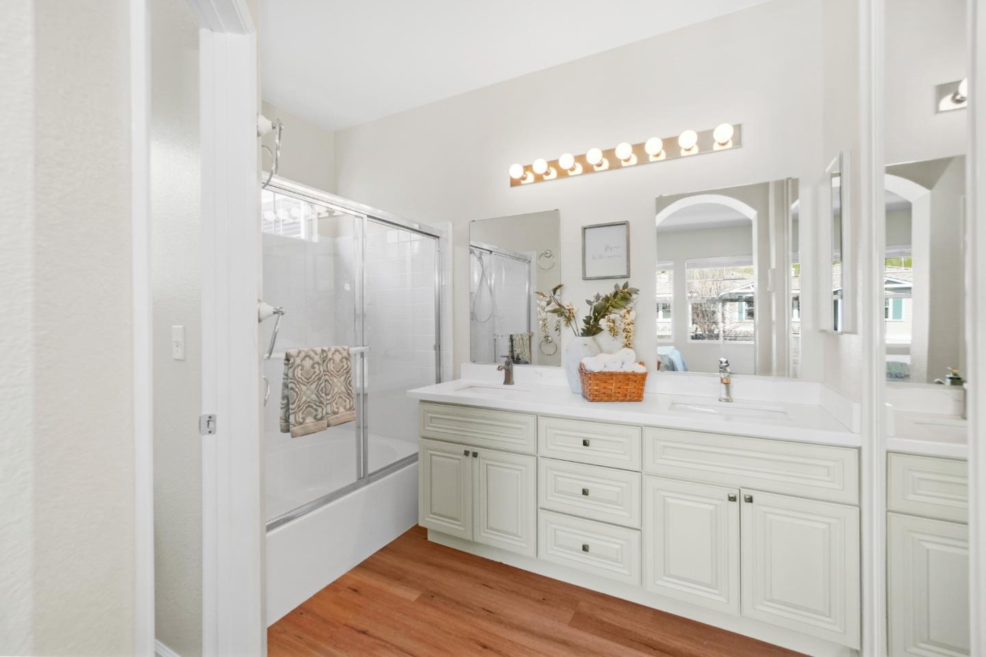 Detail Gallery Image 31 of 46 For 3902 Coyote Cir, Clayton,  CA 94517 - 2 Beds | 2 Baths