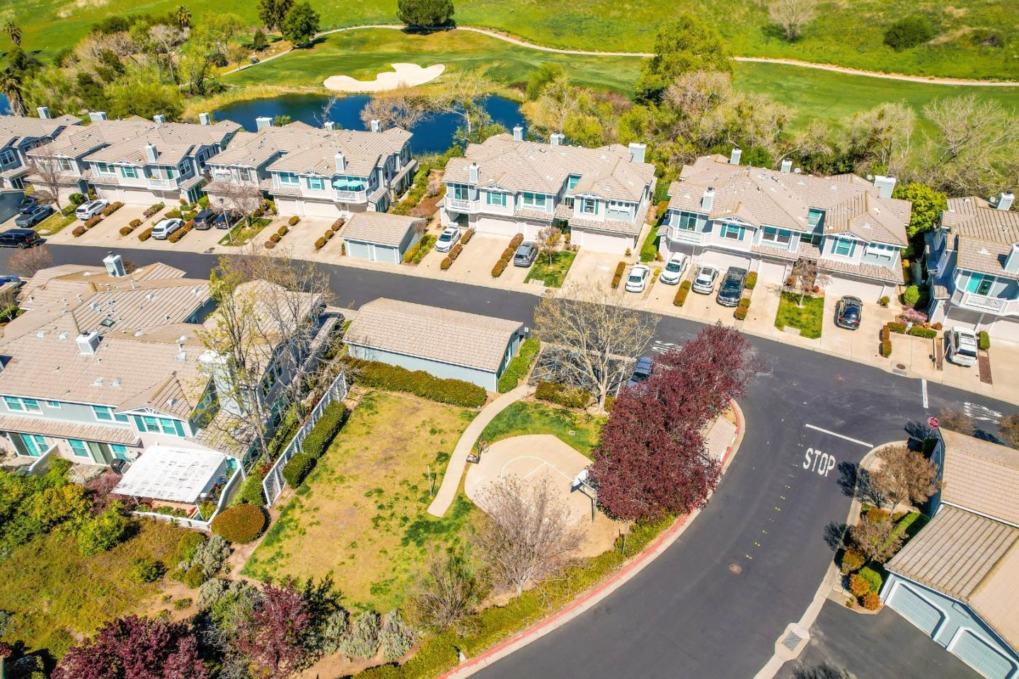Detail Gallery Image 36 of 46 For 3902 Coyote Cir, Clayton,  CA 94517 - 2 Beds | 2 Baths