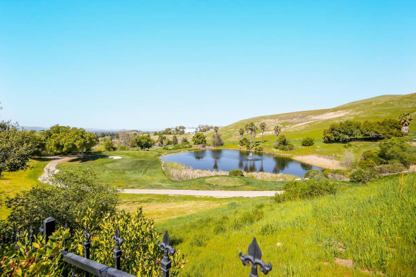 Detail Gallery Image 43 of 46 For 3902 Coyote Cir, Clayton,  CA 94517 - 2 Beds | 2 Baths