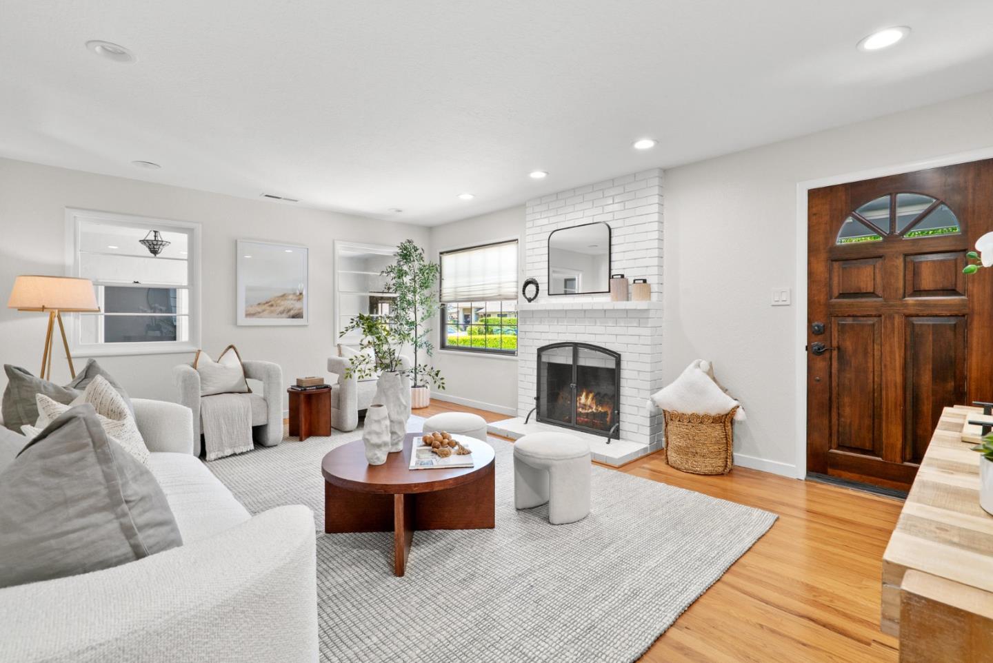 Detail Gallery Image 3 of 18 For 1057 Salerno Dr, Campbell,  CA 95008 - 3 Beds | 2 Baths