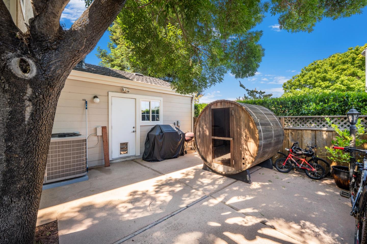 Detail Gallery Image 28 of 40 For 815 Oak Park Dr, Morgan Hill,  CA 95037 - 4 Beds | 2/1 Baths