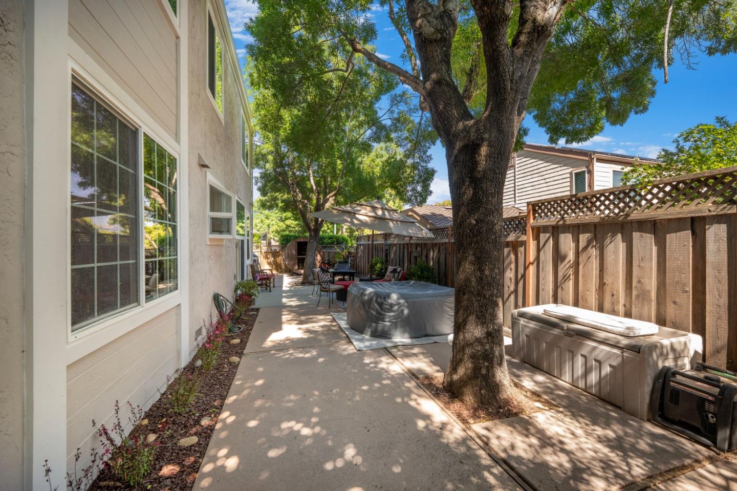 Detail Gallery Image 29 of 40 For 815 Oak Park Dr, Morgan Hill,  CA 95037 - 4 Beds | 2/1 Baths