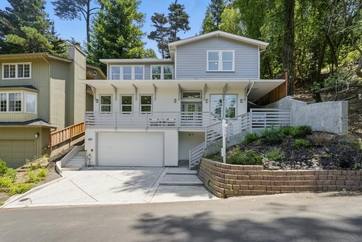Thumbnail for 6868 Moore Dr, Oakland, CA 94611