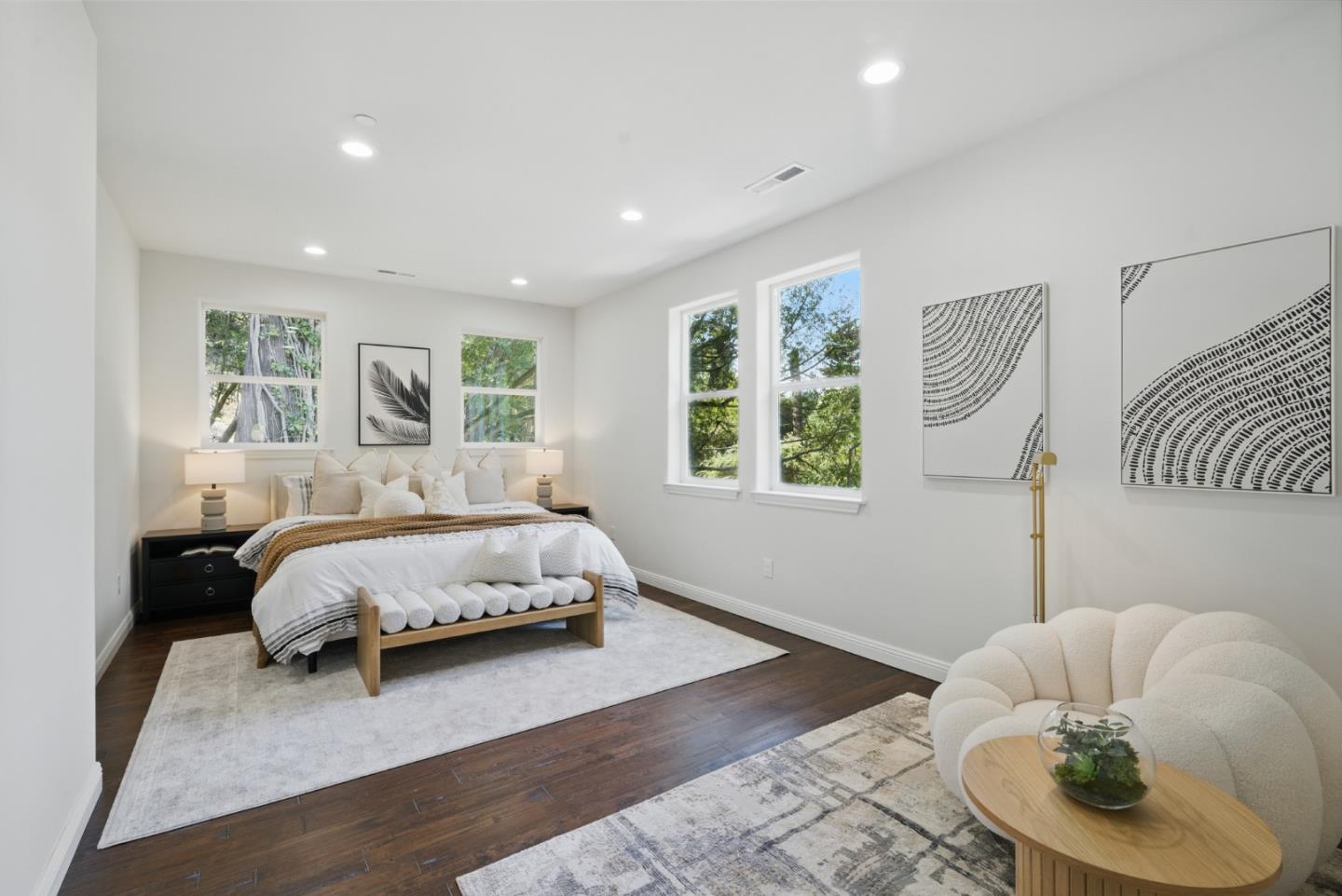 Detail Gallery Image 18 of 41 For 6868 Moore Dr, Oakland,  CA 94611 - 5 Beds | 4 Baths
