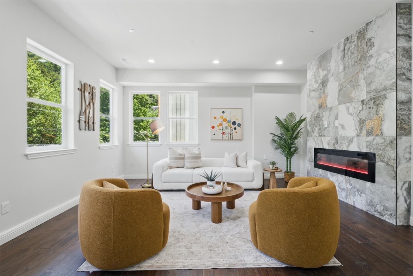 Detail Gallery Image 2 of 41 For 6868 Moore Dr, Oakland,  CA 94611 - 5 Beds | 4 Baths