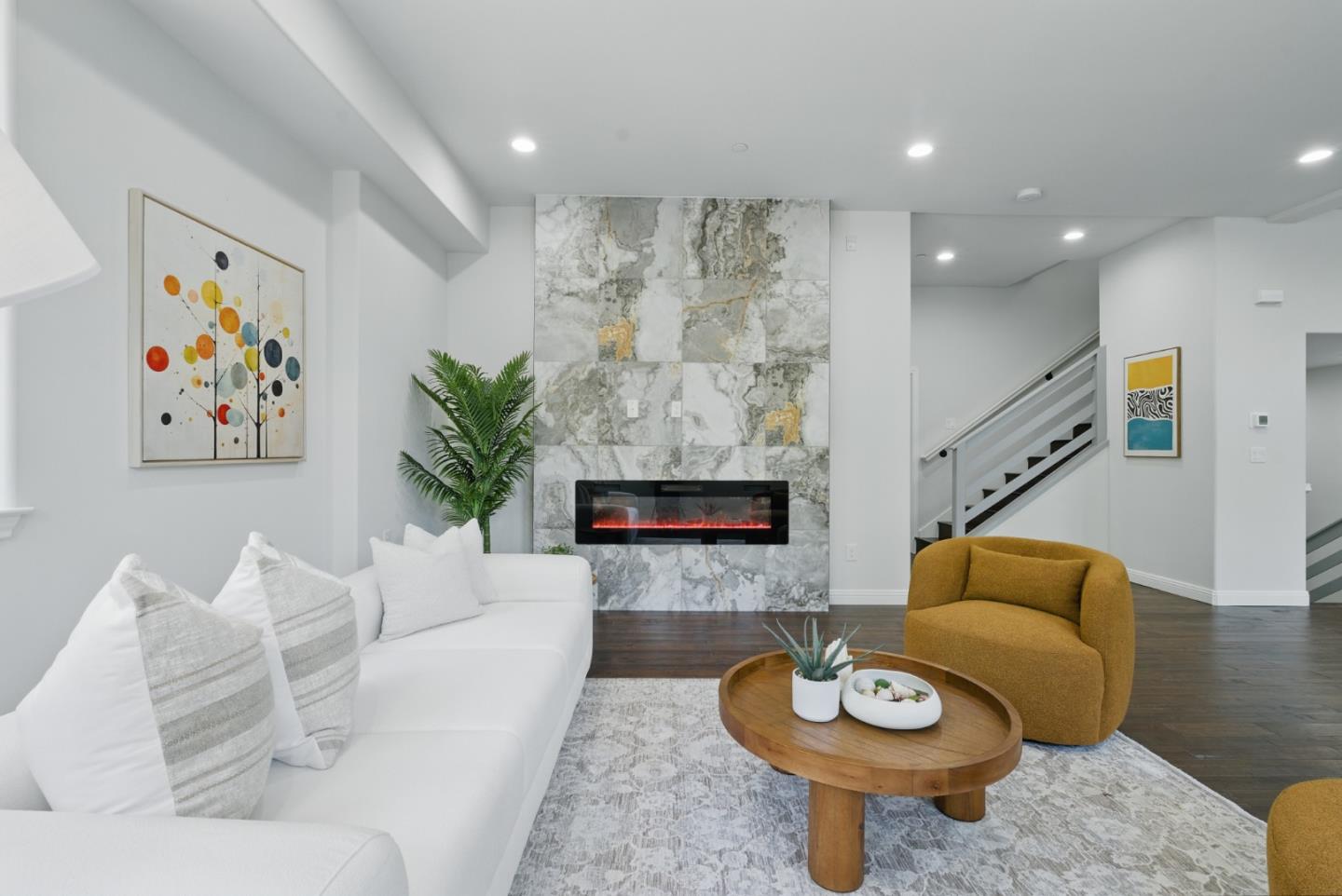 Detail Gallery Image 3 of 41 For 6868 Moore Dr, Oakland,  CA 94611 - 5 Beds | 4 Baths