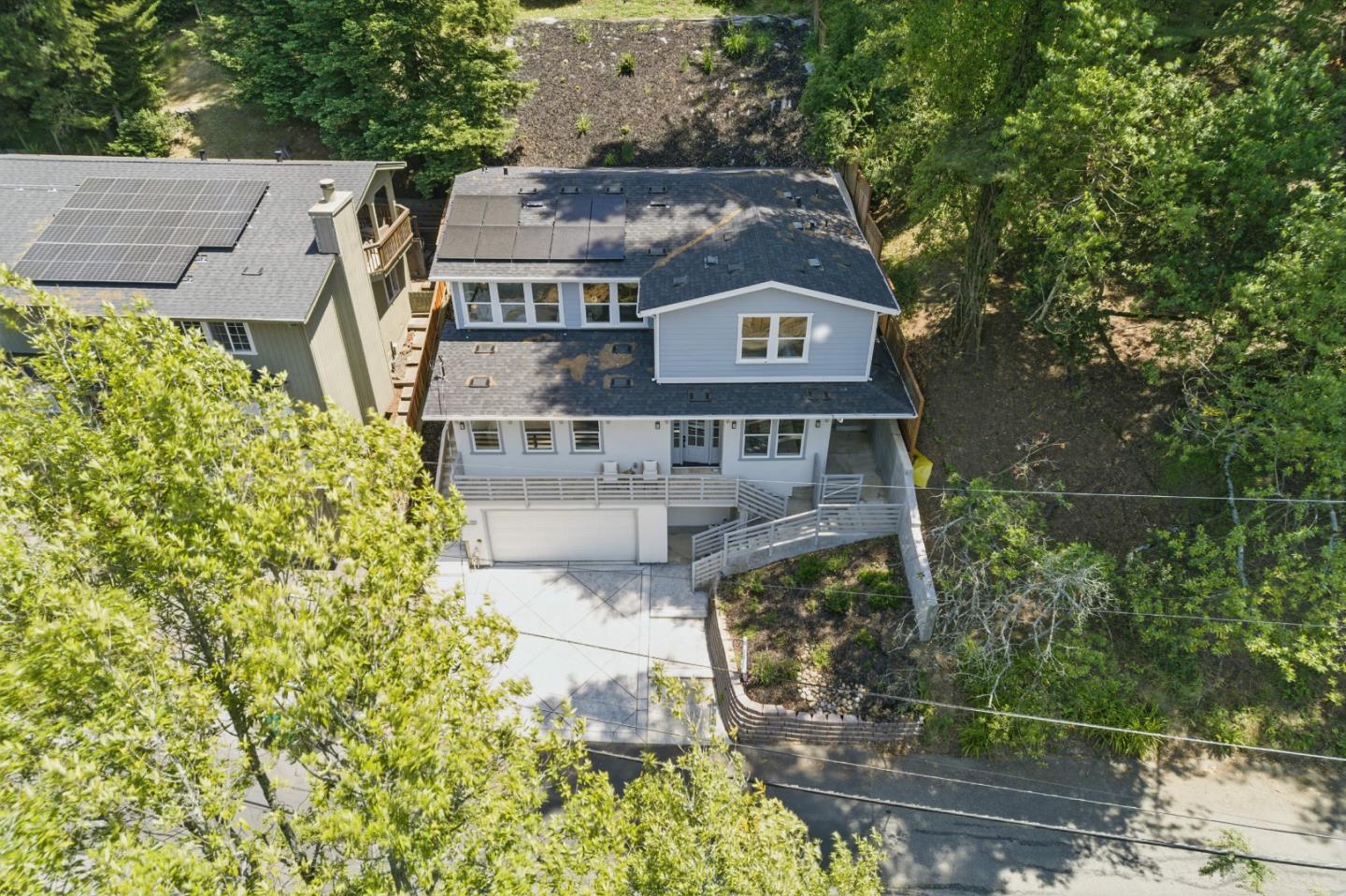 Detail Gallery Image 39 of 41 For 6868 Moore Dr, Oakland,  CA 94611 - 5 Beds | 4 Baths