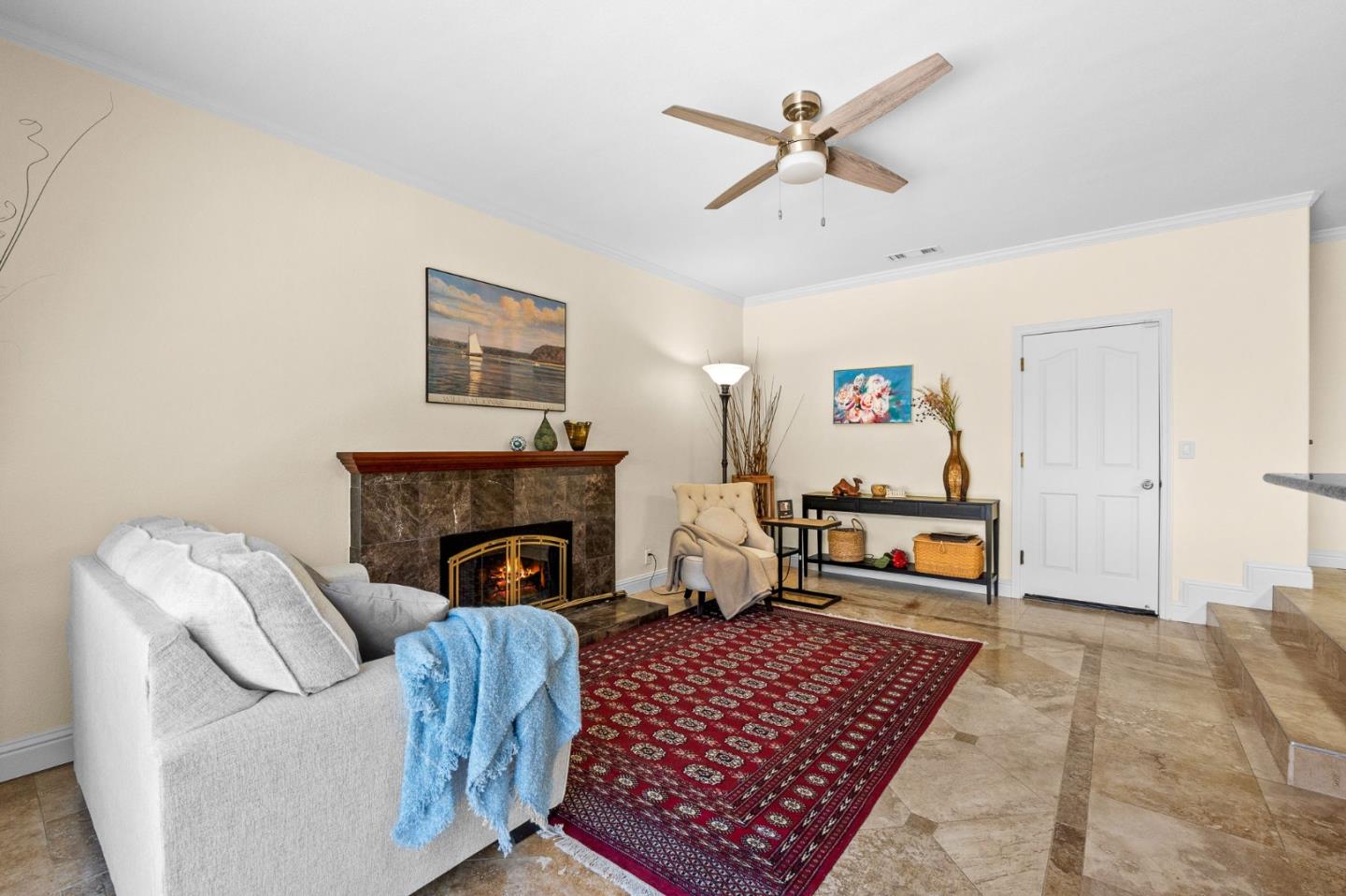 Detail Gallery Image 13 of 42 For 397 Bangor Ave, San Jose,  CA 95123 - 4 Beds | 2 Baths