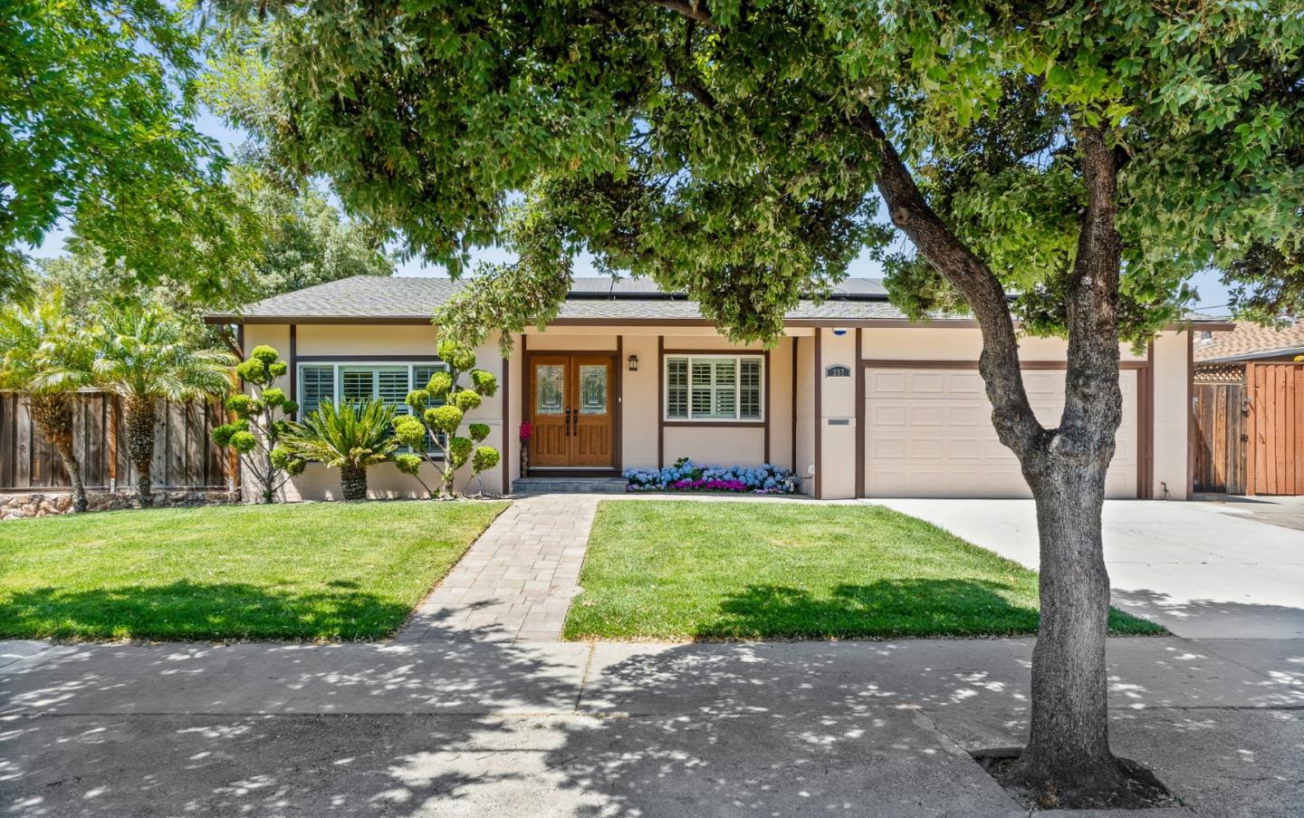 Detail Gallery Image 2 of 42 For 397 Bangor Ave, San Jose,  CA 95123 - 4 Beds | 2 Baths