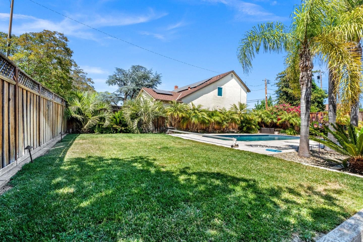Detail Gallery Image 35 of 42 For 397 Bangor Ave, San Jose,  CA 95123 - 4 Beds | 2 Baths