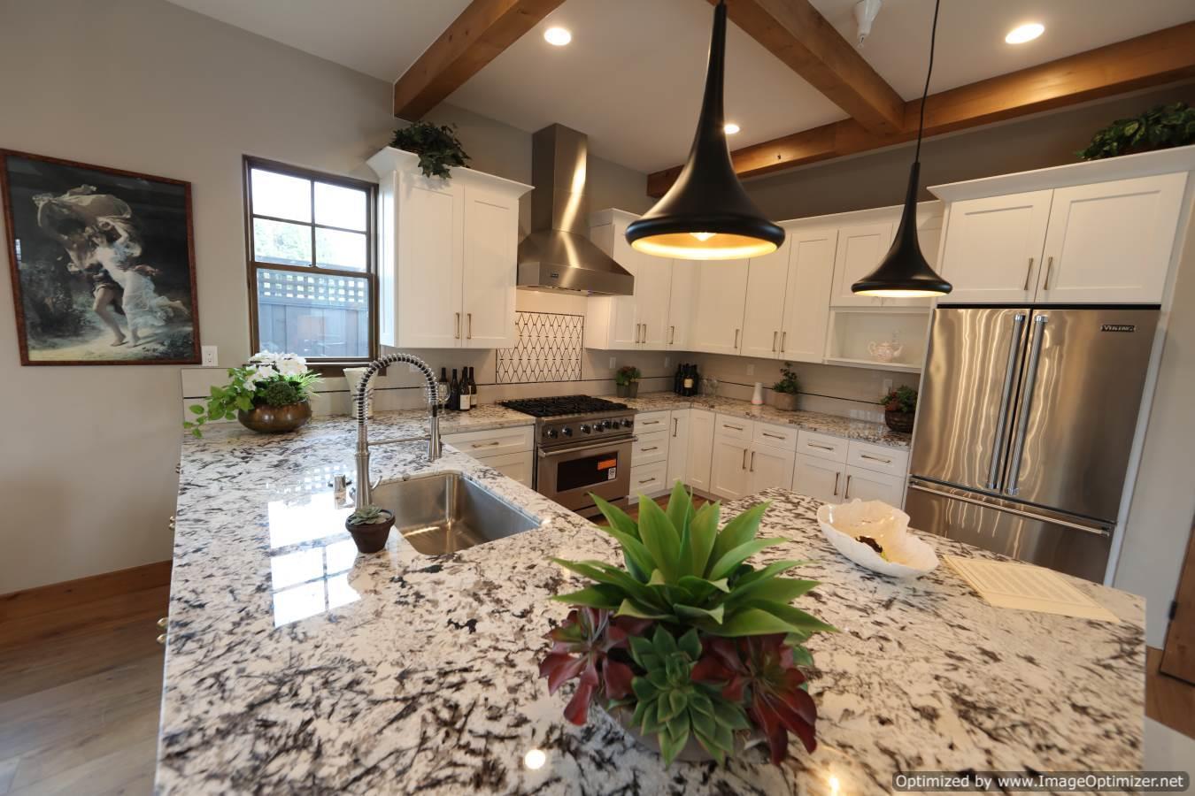 Detail Gallery Image 4 of 20 For 445 Auzerais Ave, San Jose,  CA 95126 - 5 Beds | 4/1 Baths