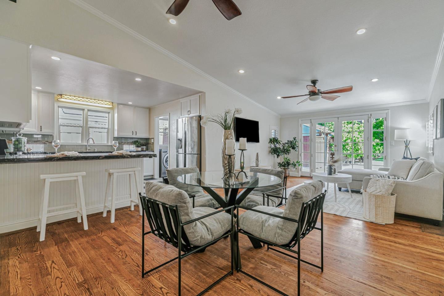 Detail Gallery Image 20 of 49 For 668 Curtner Ave, Campbell,  CA 95008 - 3 Beds | 2/1 Baths