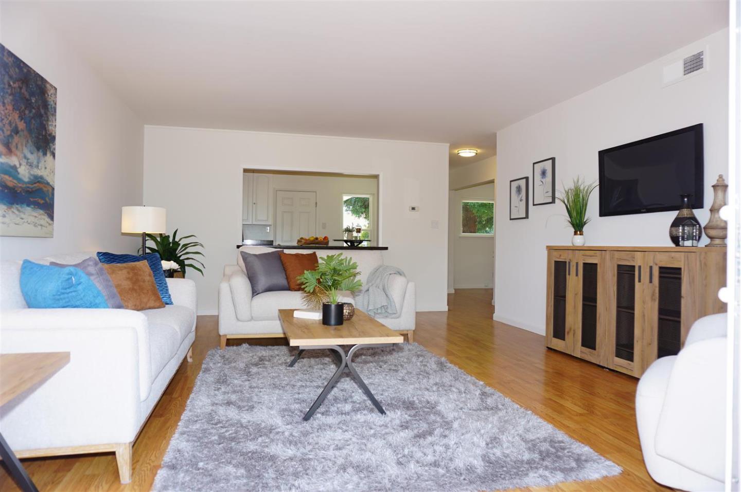 Detail Gallery Image 5 of 13 For 2375 Cabrillo Ave, Santa Clara,  CA 95050 - 3 Beds | 2 Baths