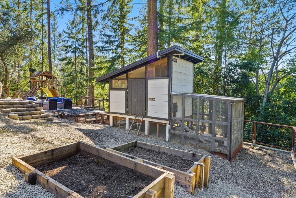 Detail Gallery Image 28 of 42 For 24 Terrace Way, Felton,  CA 95018 - 4 Beds | 3 Baths