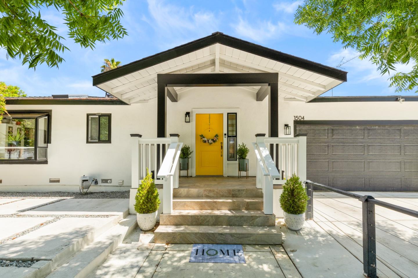 Detail Gallery Image 3 of 41 For 1504 Shaw Dr, San Jose,  CA 95118 - 4 Beds | 2/1 Baths