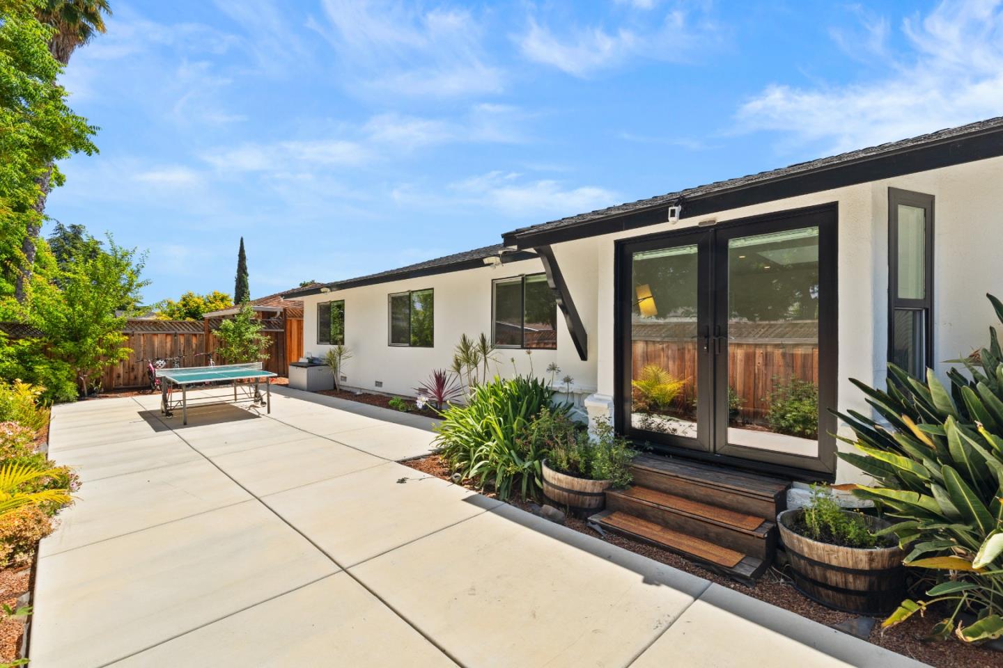 Detail Gallery Image 33 of 41 For 1504 Shaw Dr, San Jose,  CA 95118 - 4 Beds | 2/1 Baths