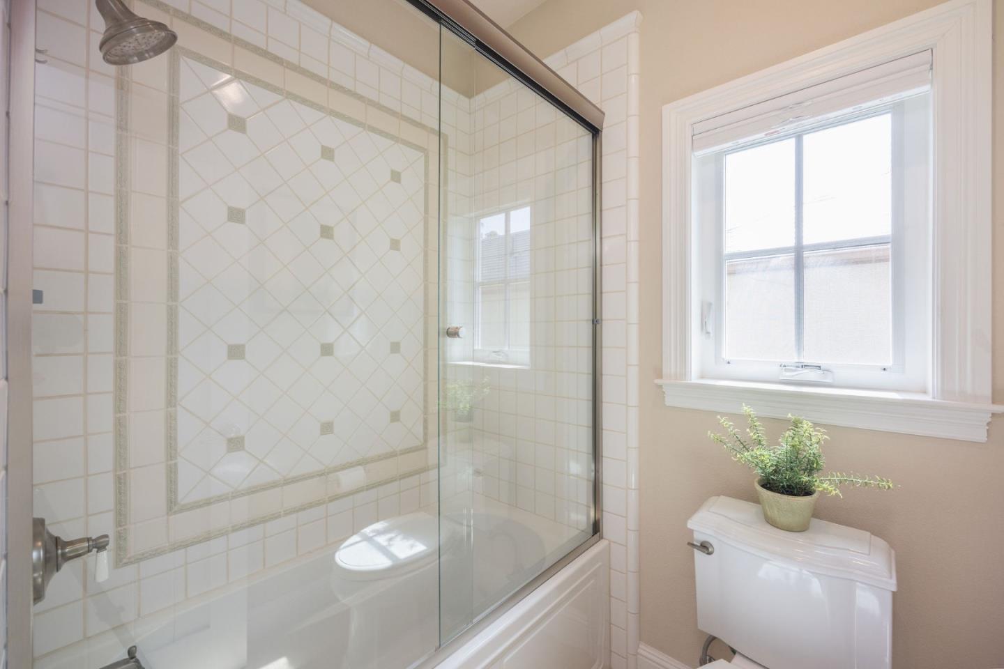 Detail Gallery Image 33 of 67 For 102 Carnoustie Dr, Half Moon Bay,  CA 94019 - 4 Beds | 3/1 Baths