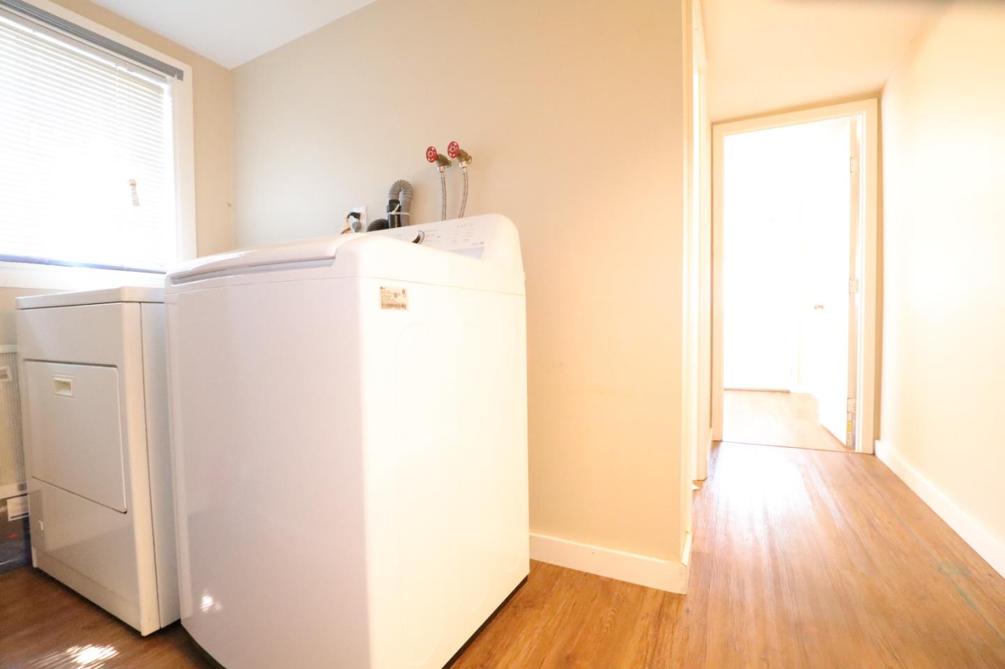 Detail Gallery Image 12 of 15 For 2855 Senter Rd #10,  San Jose,  CA 95111 - 1 Beds | 1 Baths