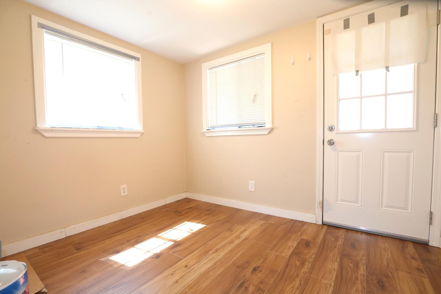 Detail Gallery Image 14 of 15 For 2855 Senter Rd #10,  San Jose,  CA 95111 - 1 Beds | 1 Baths