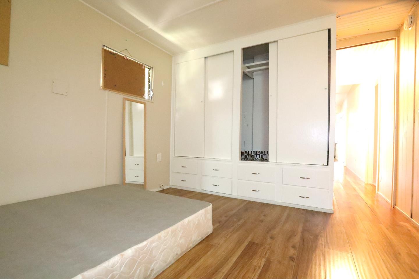 Detail Gallery Image 8 of 15 For 2855 Senter Rd #10,  San Jose,  CA 95111 - 1 Beds | 1 Baths