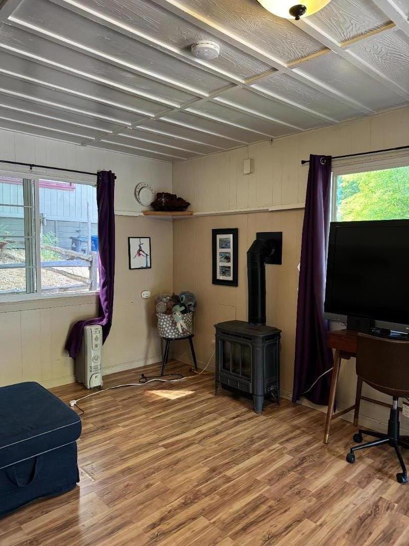 Detail Gallery Image 3 of 22 For 17 Mound Ave, Mount Hermon,  CA 95041 - 2 Beds | 1 Baths