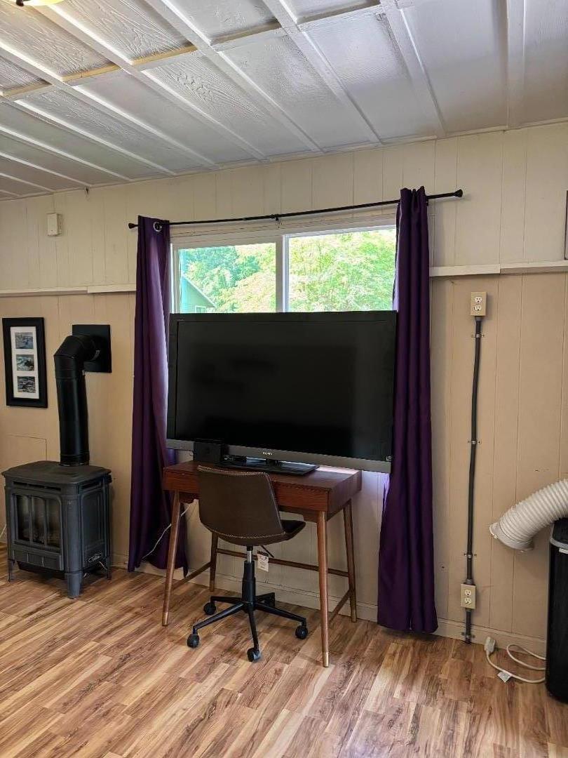 Detail Gallery Image 5 of 22 For 17 Mound Ave, Mount Hermon,  CA 95041 - 2 Beds | 1 Baths