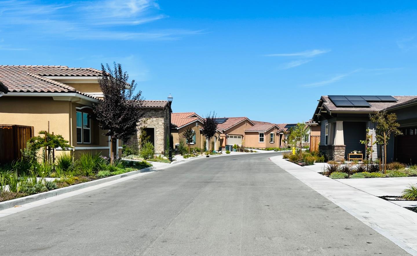 Detail Gallery Image 39 of 41 For 2051 White Oak Dr, Hollister,  CA 95023 - 2 Beds | 2 Baths