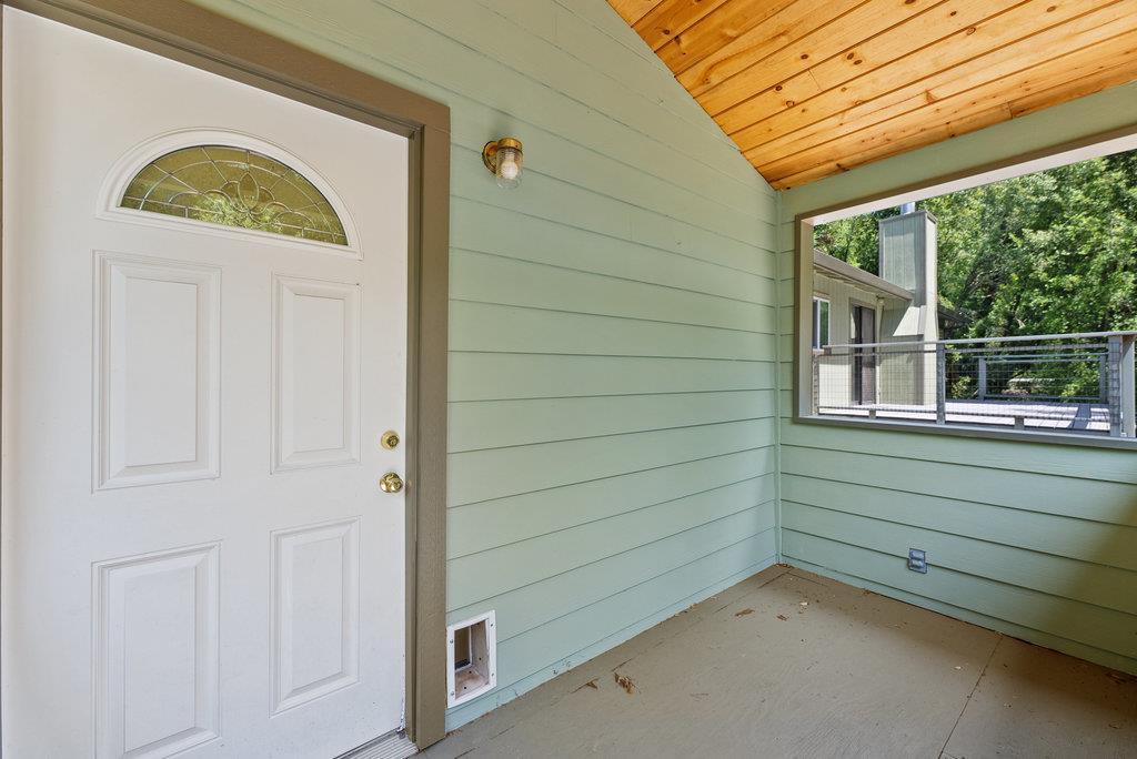 Detail Gallery Image 34 of 44 For 475 Riverview Dr, Boulder Creek,  CA 95006 - 5 Beds | 3 Baths