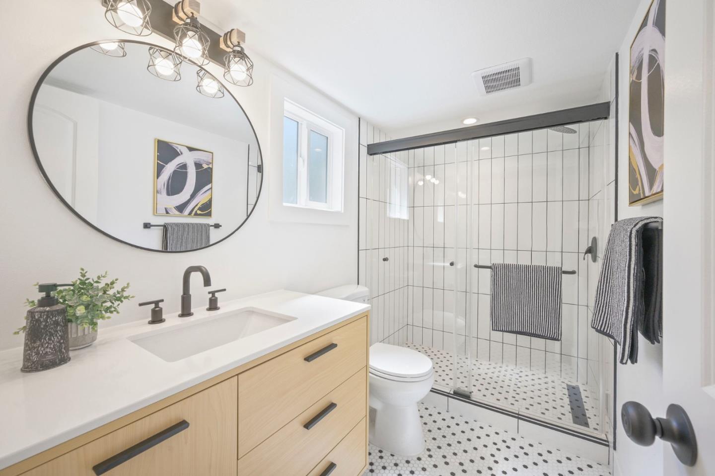 Detail Gallery Image 18 of 34 For 1480 Lincoln St, Santa Clara,  CA 95050 - 2 Beds | 2 Baths