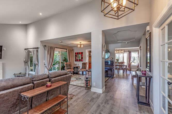 Detail Gallery Image 11 of 42 For 3197 Knightswood Way, San Jose,  CA 95148 - 4 Beds | 2 Baths
