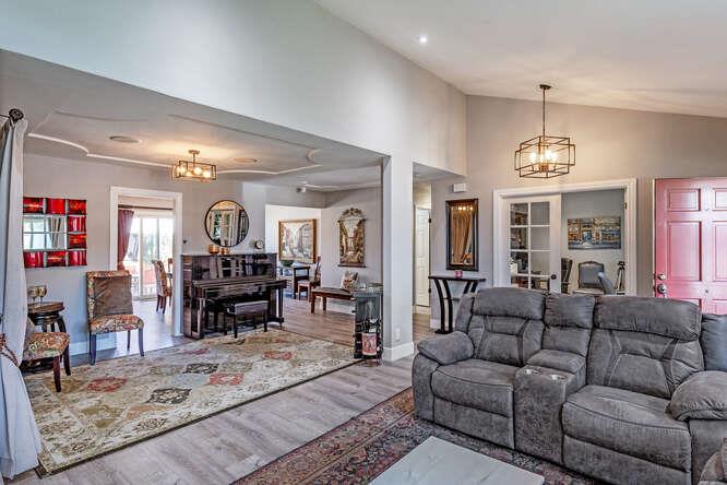 Detail Gallery Image 9 of 42 For 3197 Knightswood Way, San Jose,  CA 95148 - 4 Beds | 2 Baths