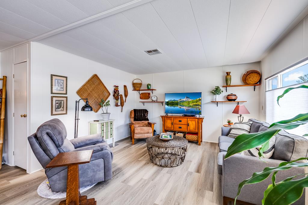 Detail Gallery Image 9 of 35 For 60 Pepperwood Way #60,  Soquel,  CA 95073 - 2 Beds | 2 Baths