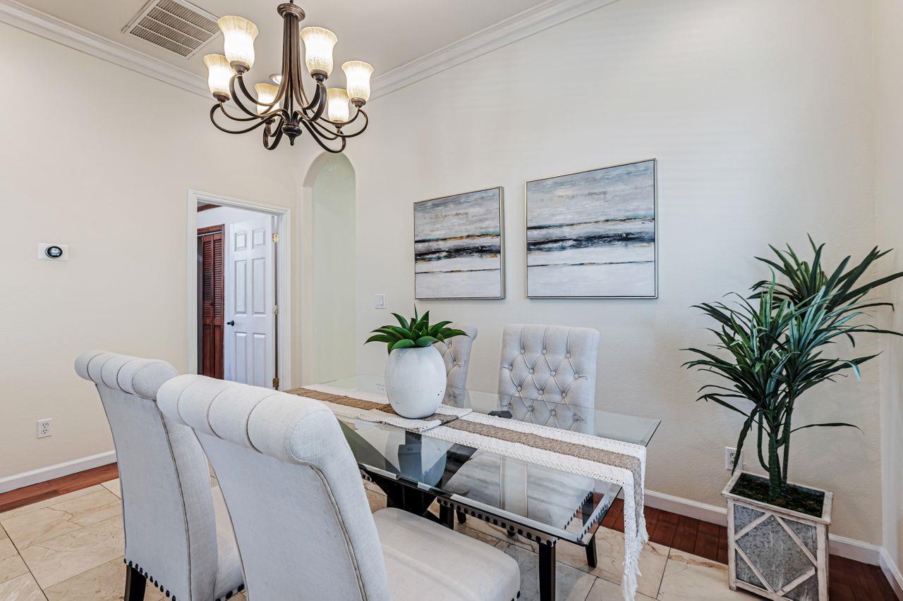 Detail Gallery Image 7 of 33 For 124 S 24th St, San Jose,  CA 95116 - 3 Beds | 2 Baths
