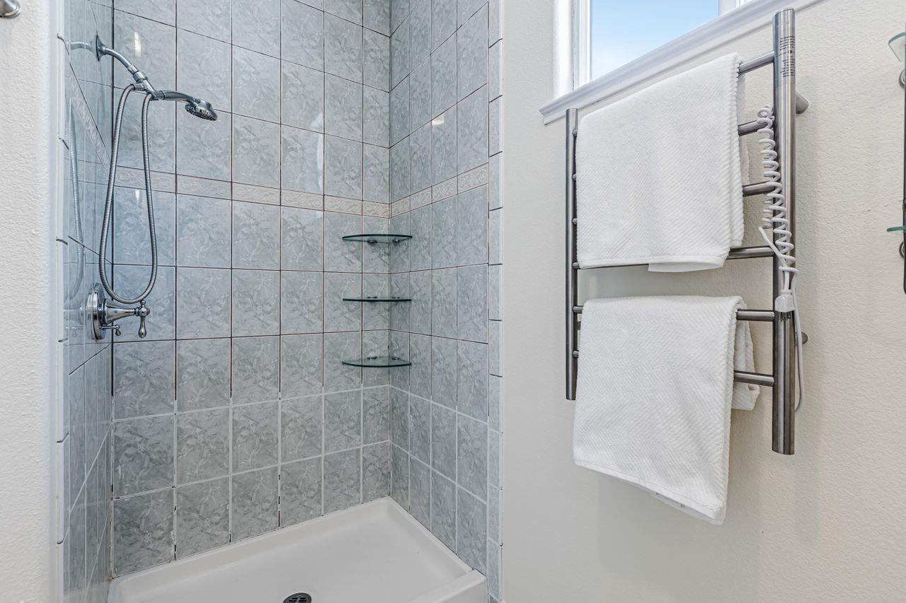 Detail Gallery Image 9 of 33 For 124 S 24th St, San Jose,  CA 95116 - 3 Beds | 2 Baths
