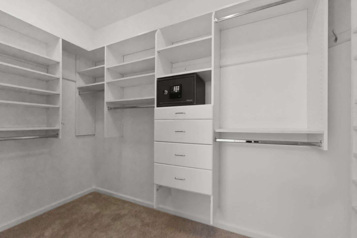 Detail Gallery Image 14 of 59 For 653 Gold Strike Ct, Lincoln,  CA 95648 - 2 Beds | 2/1 Baths