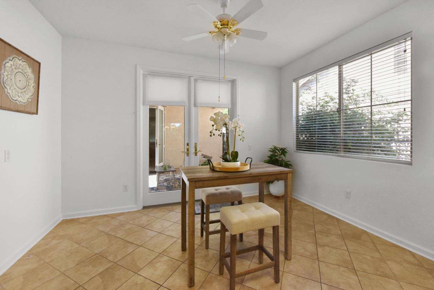 Detail Gallery Image 3 of 59 For 653 Gold Strike Ct, Lincoln,  CA 95648 - 2 Beds | 2/1 Baths