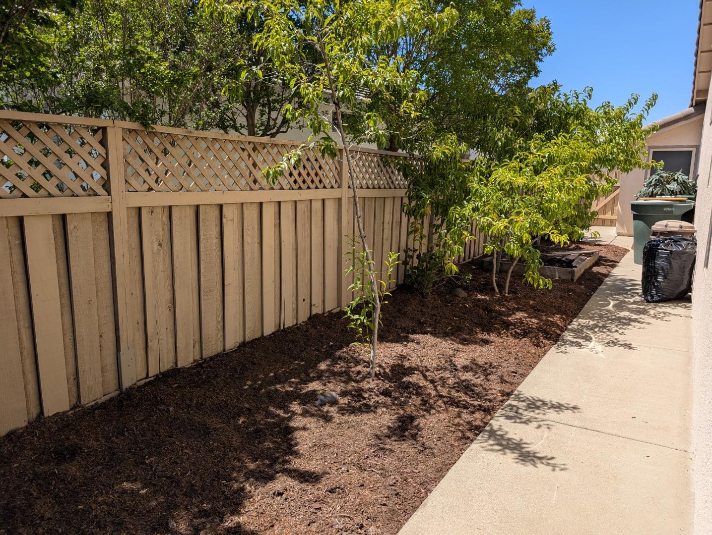 Detail Gallery Image 34 of 59 For 653 Gold Strike Ct, Lincoln,  CA 95648 - 2 Beds | 2/1 Baths