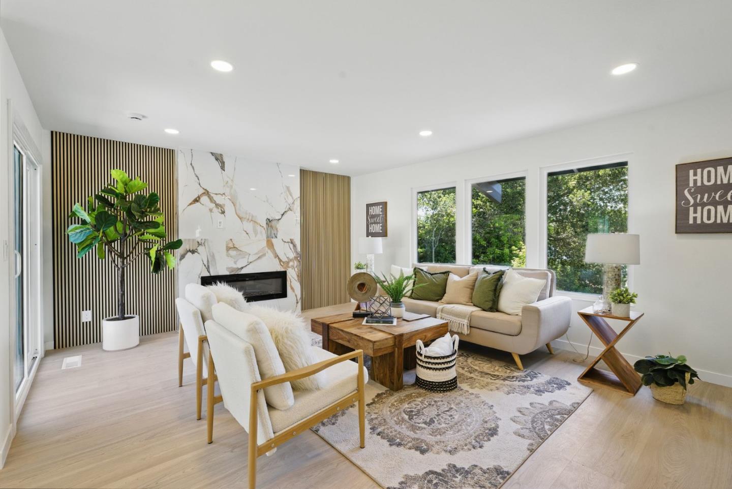 Detail Gallery Image 5 of 39 For 5657 Shadow Ridge Dr, Castro Valley,  CA 94552 - 4 Beds | 2/1 Baths