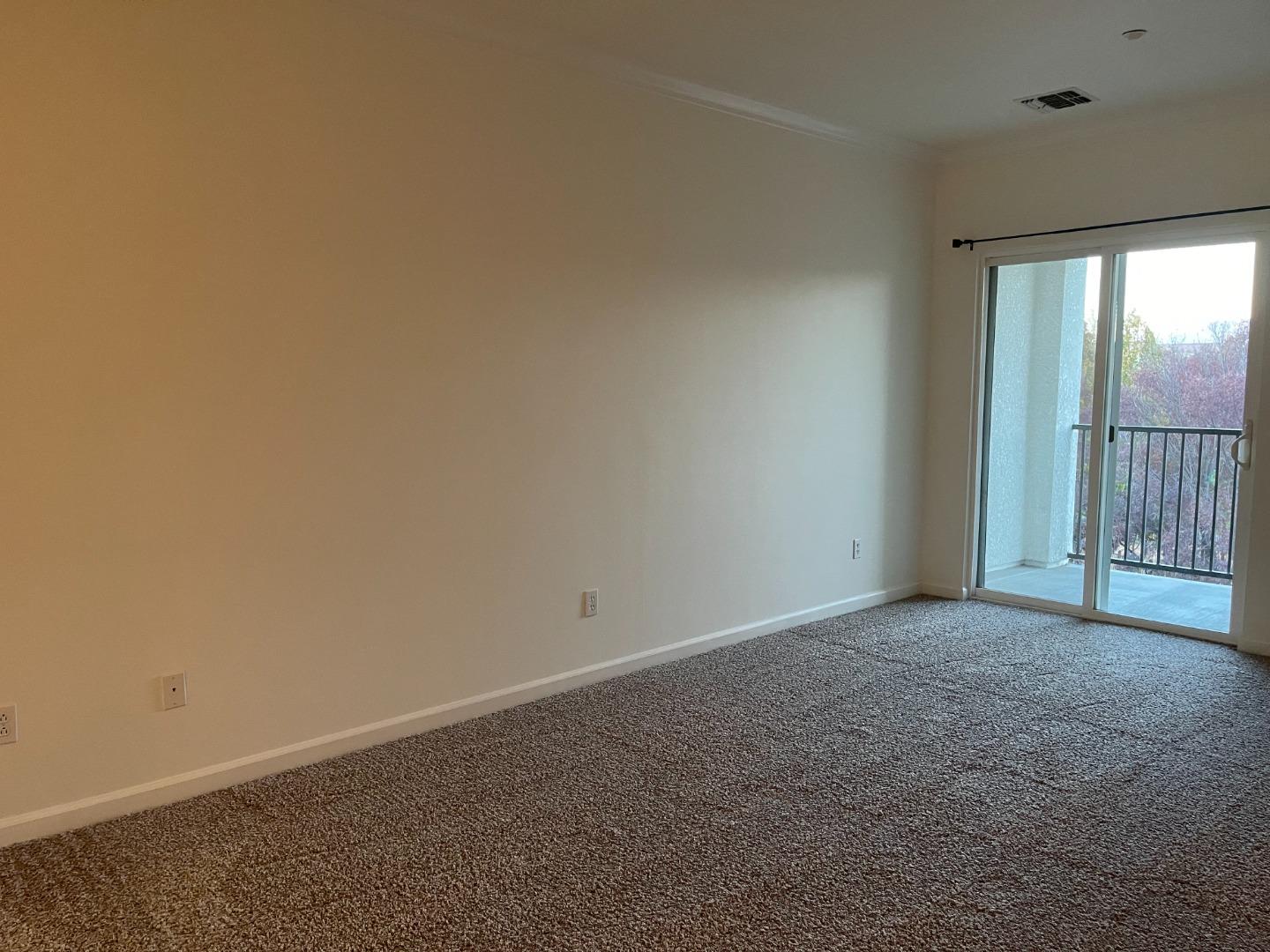 Detail Gallery Image 5 of 33 For 3290 Maguire Way #416,  Dublin,  CA 94568 - 2 Beds | 2/1 Baths