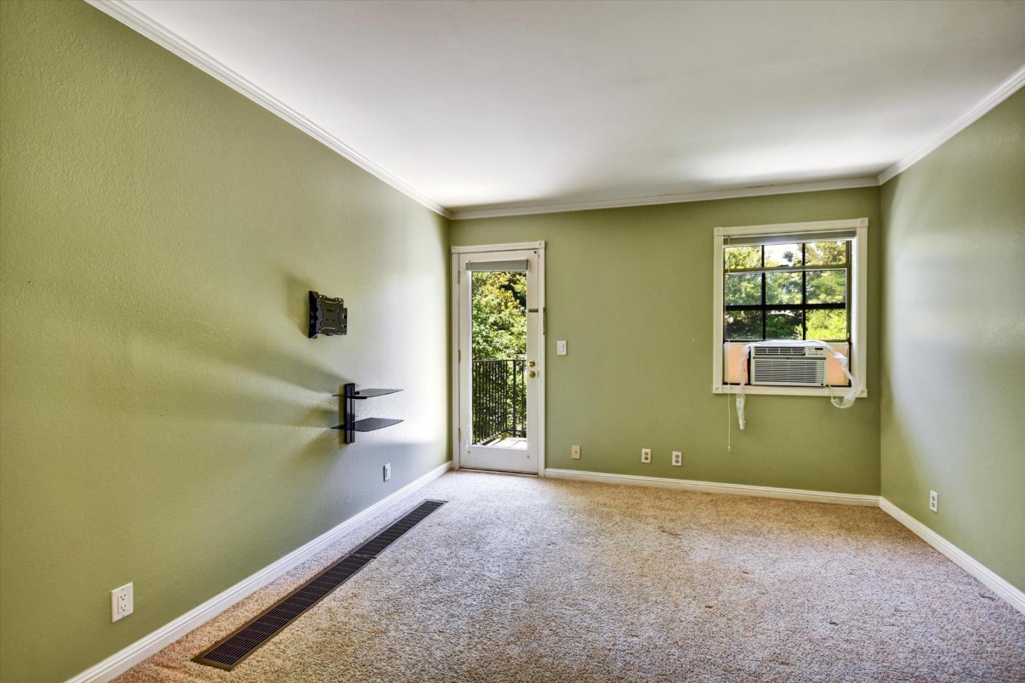 Detail Gallery Image 17 of 34 For 175 Evandale Ave #2,  Mountain View,  CA 94043 - 2 Beds | 2/1 Baths