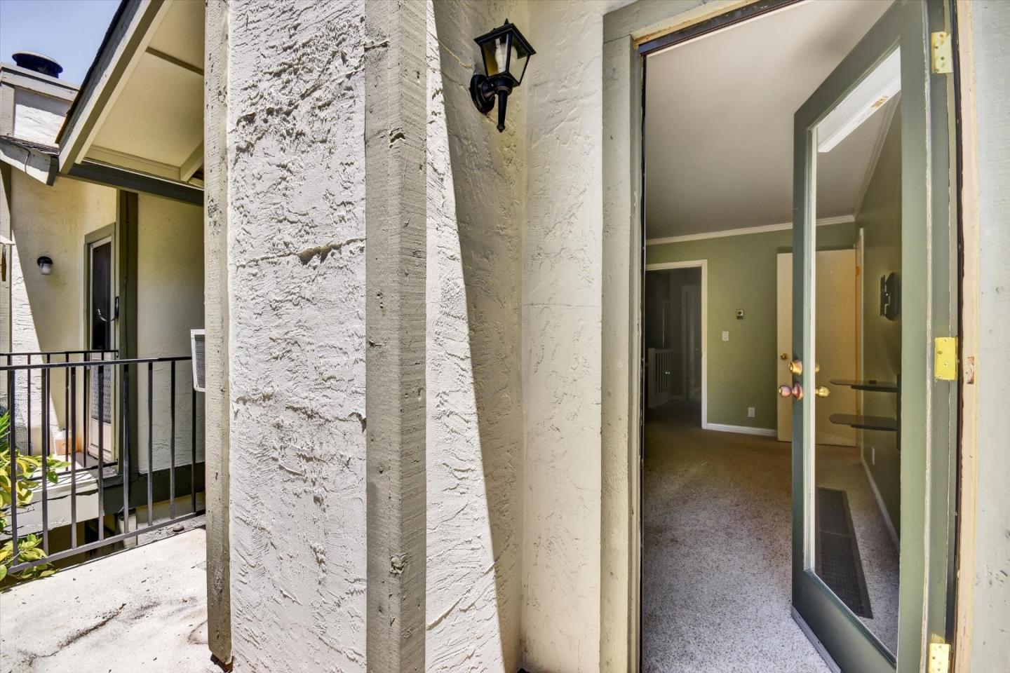 Detail Gallery Image 33 of 34 For 175 Evandale Ave #2,  Mountain View,  CA 94043 - 2 Beds | 2/1 Baths