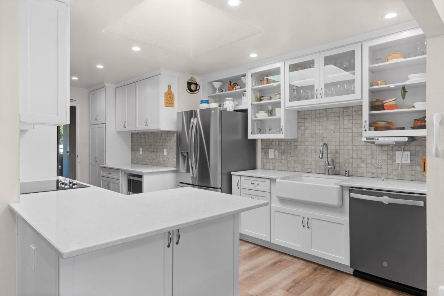 1607 CLARKSPUR LN, SAN JOSE, CA 95129  Photo 4