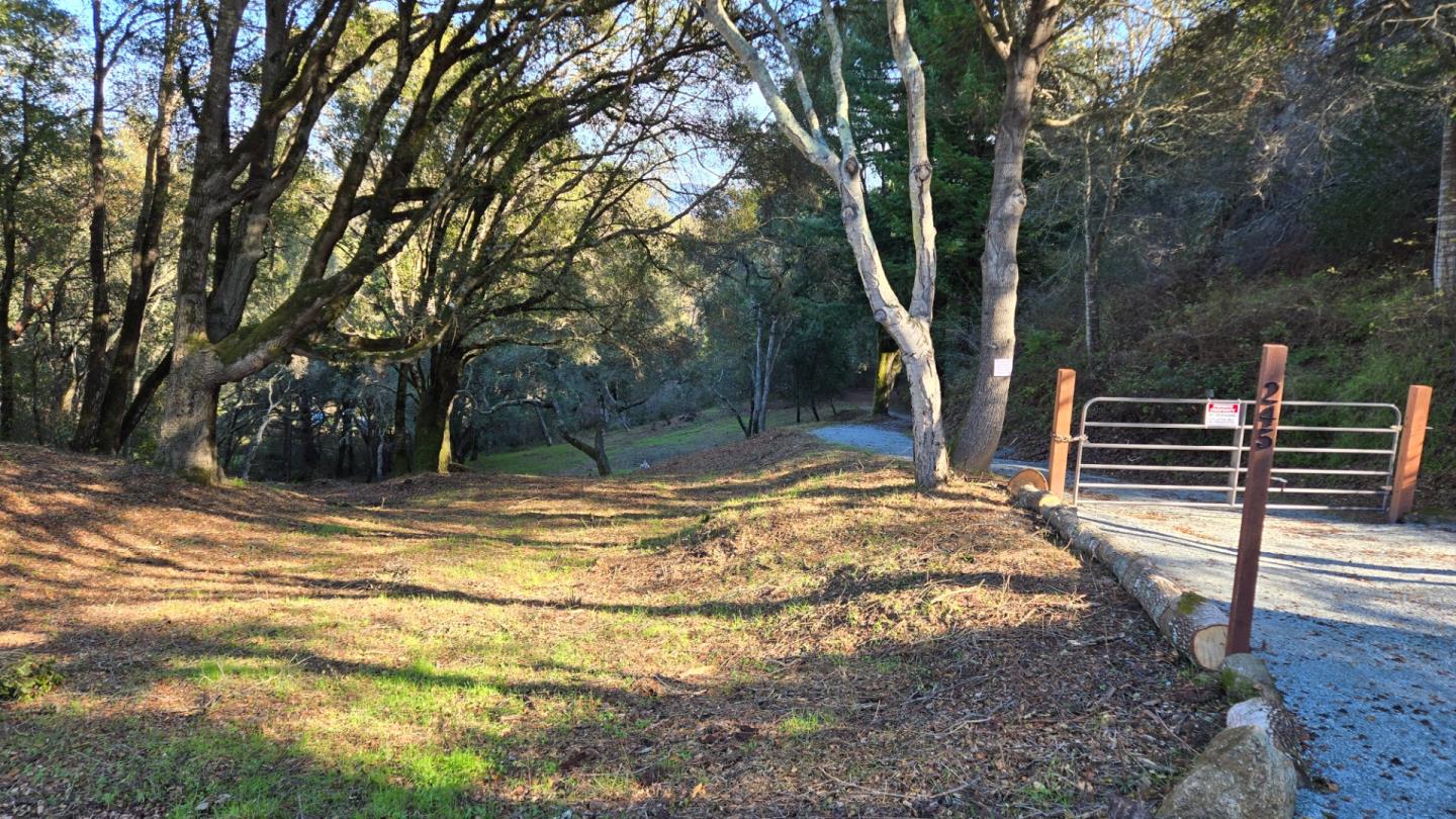Detail Gallery Image 2 of 17 For 245 Gillette Rd, Watsonville,  CA 95076 - – Beds | – Baths