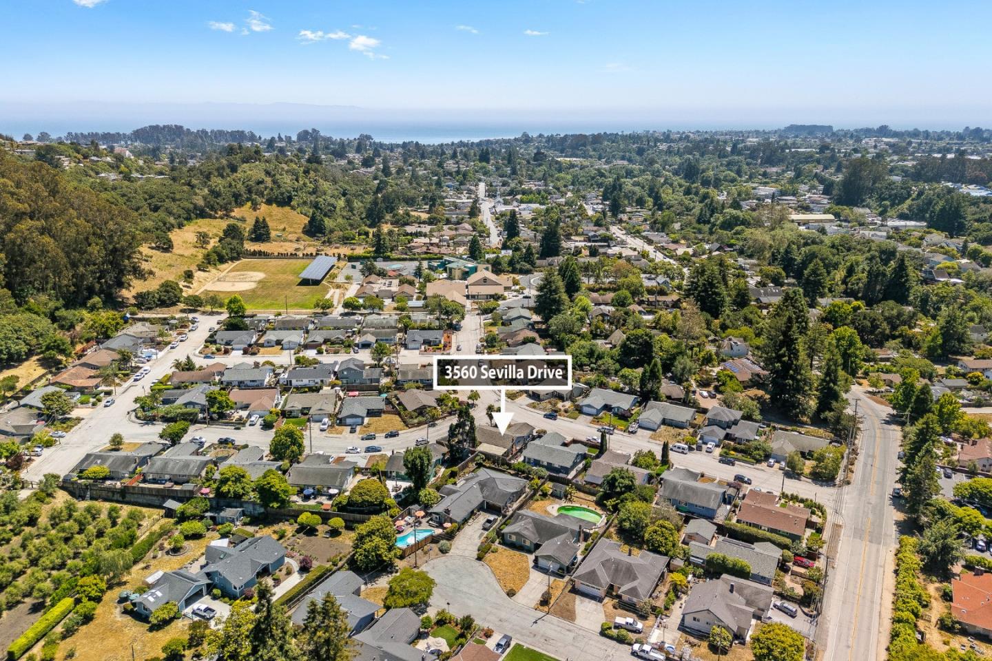 Detail Gallery Image 3 of 22 For 3560 Sevilla Dr, Soquel,  CA 95073 - 3 Beds | 2 Baths