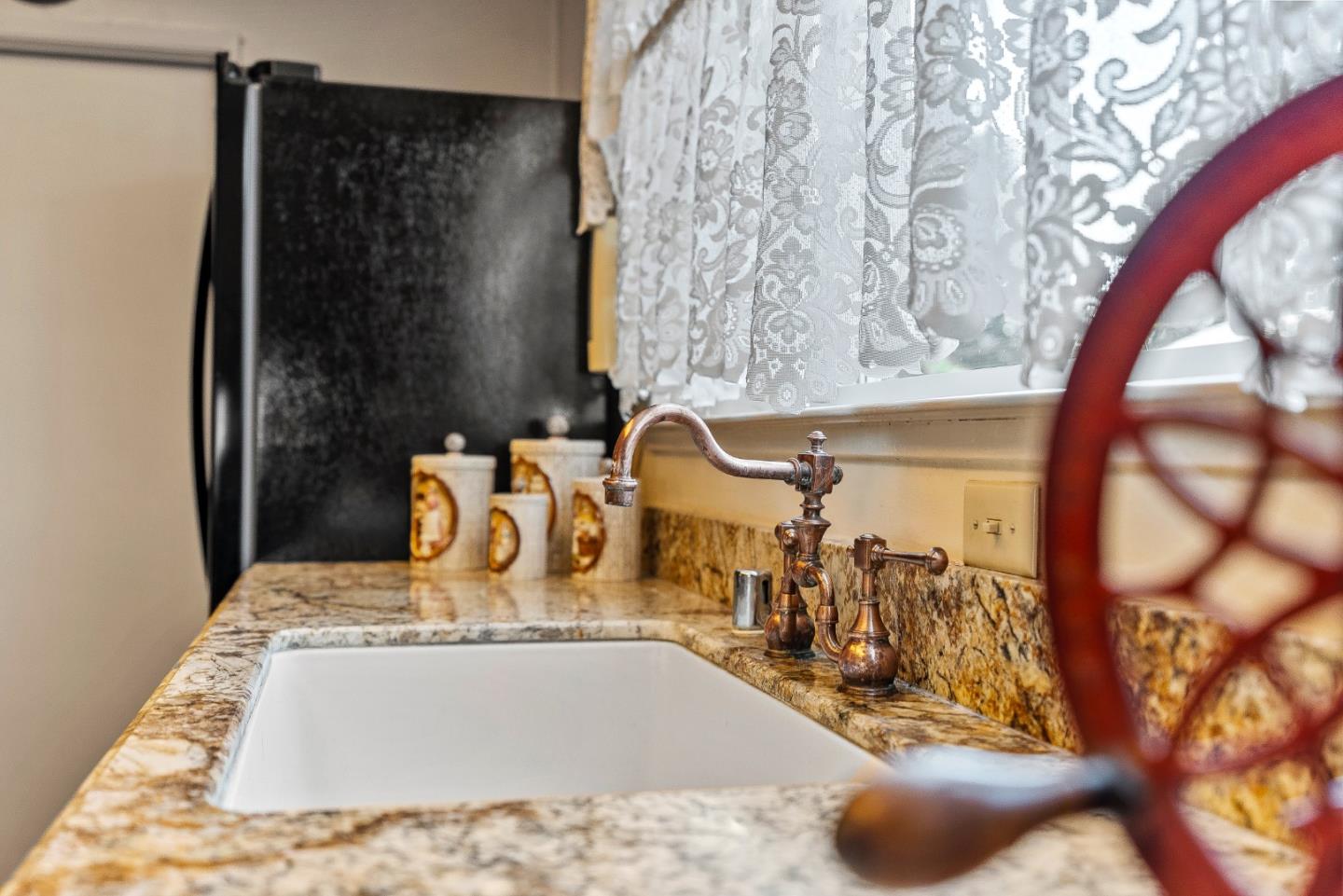 Detail Gallery Image 5 of 22 For 3560 Sevilla Dr, Soquel,  CA 95073 - 3 Beds | 2 Baths