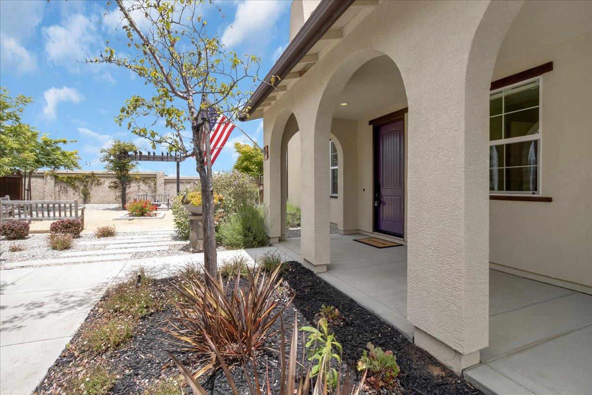 Detail Gallery Image 5 of 50 For 18623 Mcclellan Cir, East Garrison,  CA 93933 - 4 Beds | 3/1 Baths