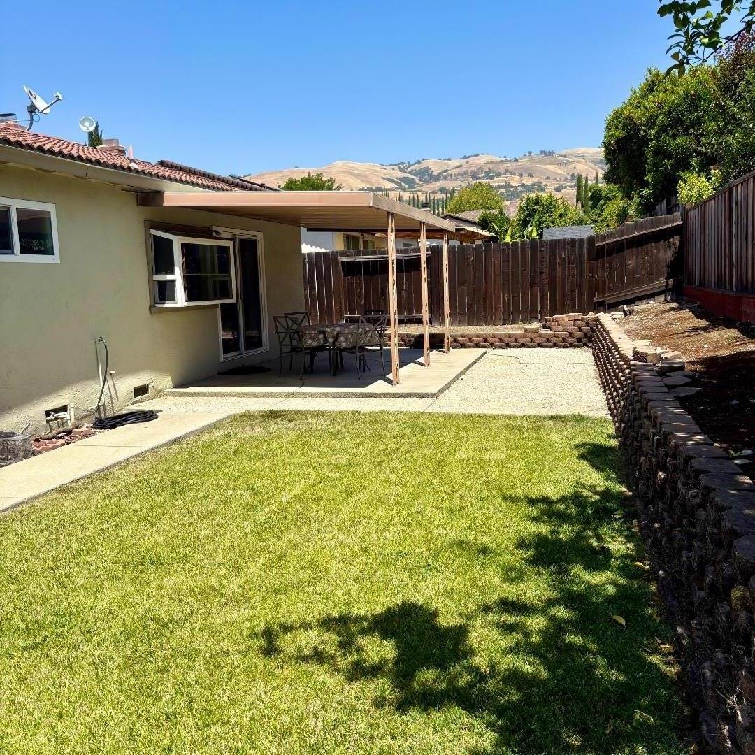 Detail Gallery Image 2 of 4 For 3326 San Rivas Dr, San Jose,  CA 95148 - 4 Beds | 2 Baths