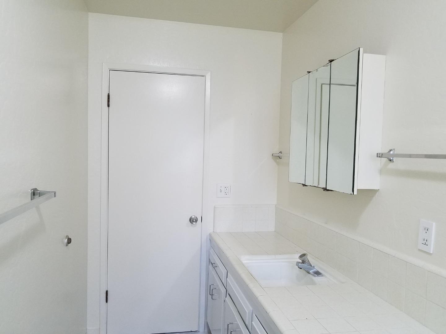 Detail Gallery Image 10 of 19 For 5035 Wilder Dr, Soquel,  CA 95073 - – Beds | – Baths