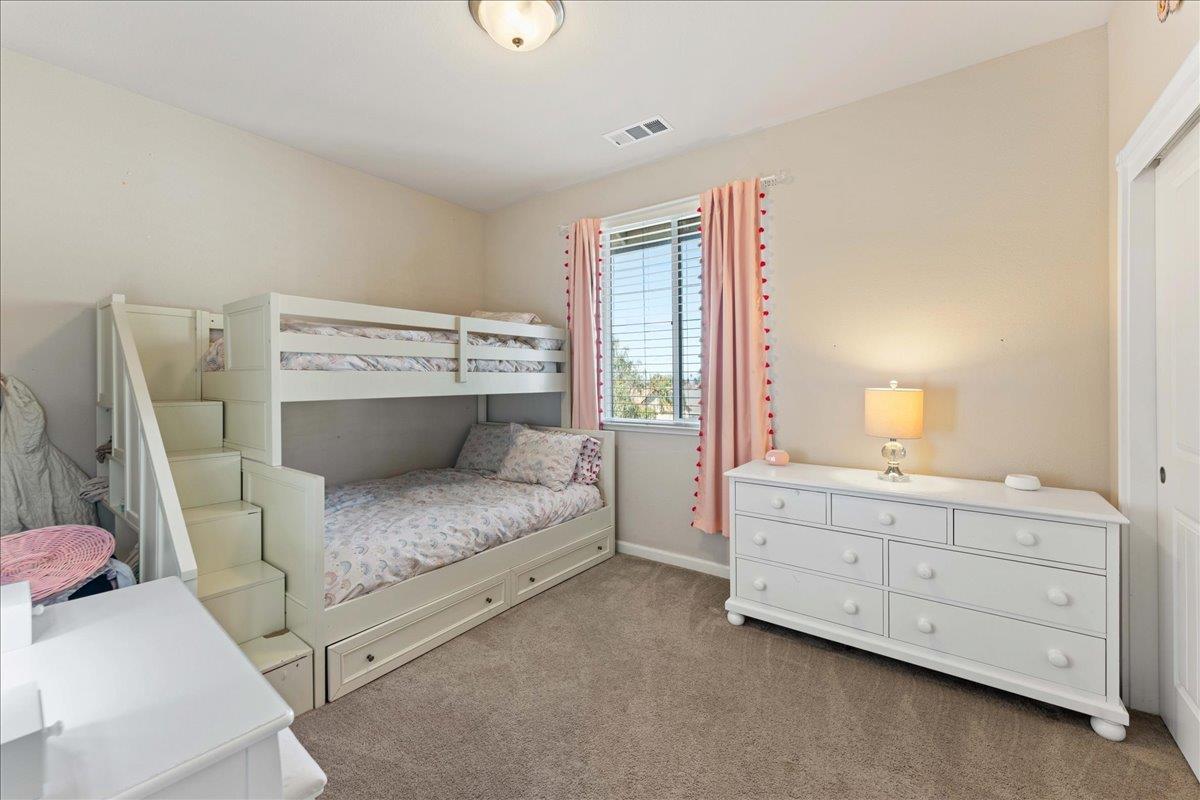 Detail Gallery Image 24 of 36 For 1600 Panorama Dr, Hollister,  CA 95023 - 4 Beds | 2/1 Baths